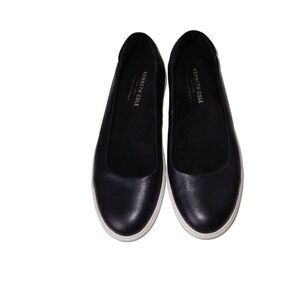 Kenneth Cole Womens Slip On Size 6.5 Black Leather Gold Trim White Platform‎